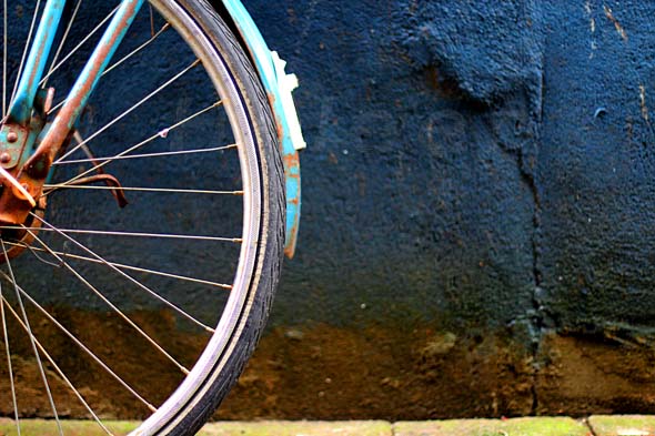 IMG_6264 colourful bicycle wheel and wall