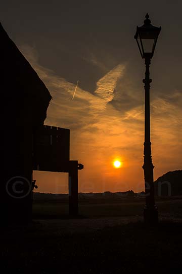 IMG_0156-2 sunset barn lamp post ede netherlands
